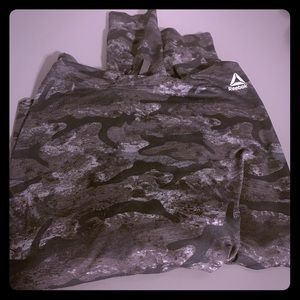 Reebok camo pullover